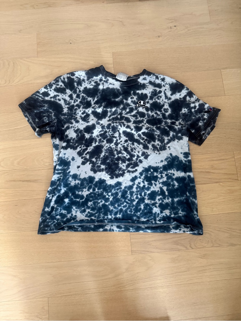 Champion Black & White Tie-Dye Short Sleeve Tee - size XL